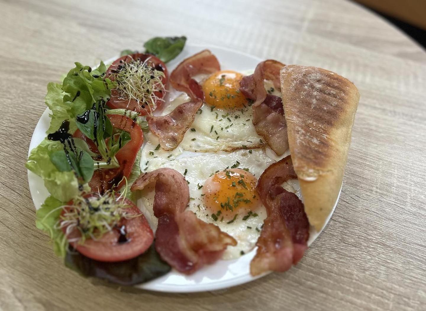 Appartement Corvin Royal - Breakfast Available Boedapest